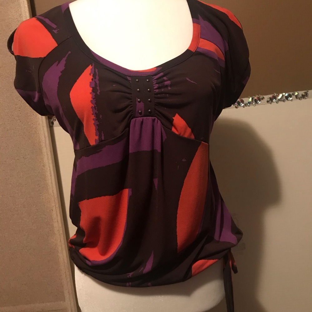 Cap Sleeve Scoop neckline blouse